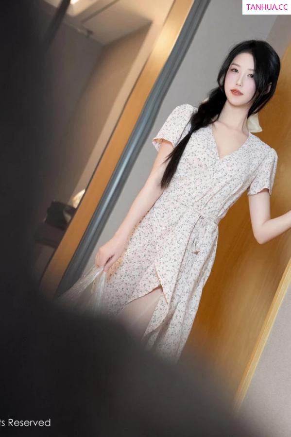 陈若依 抖娘利世 [XiuRen]高清写真图 2024.02.22 No.8130 利世 美腿丝袜第10张图片